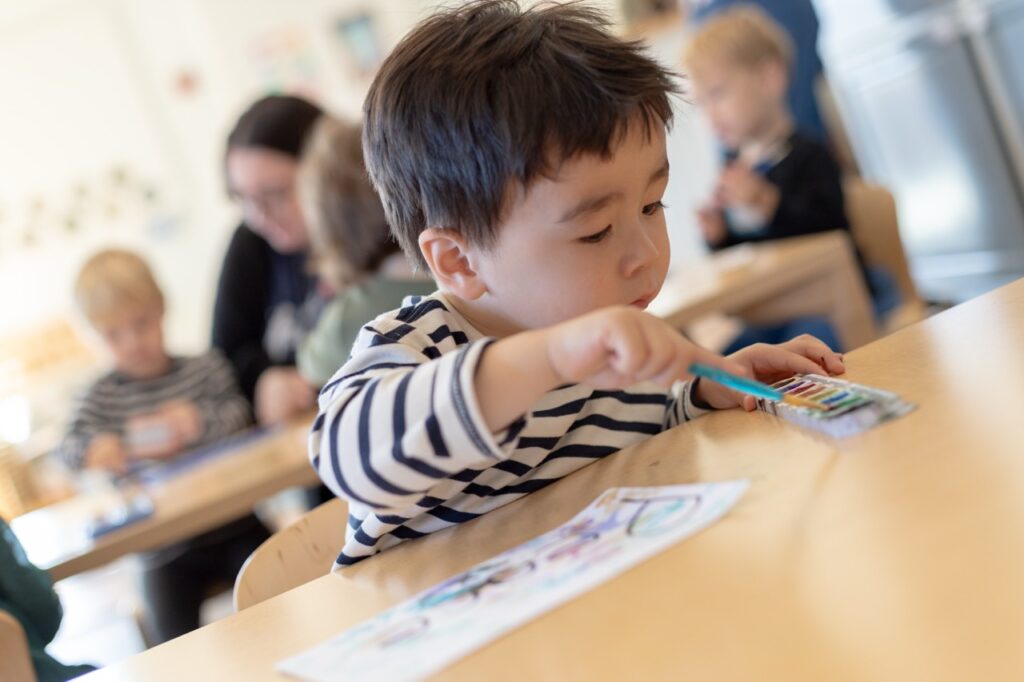 The Stages of Early Writing and What They Mean 6 The Stages of Early Writing and What They Mean